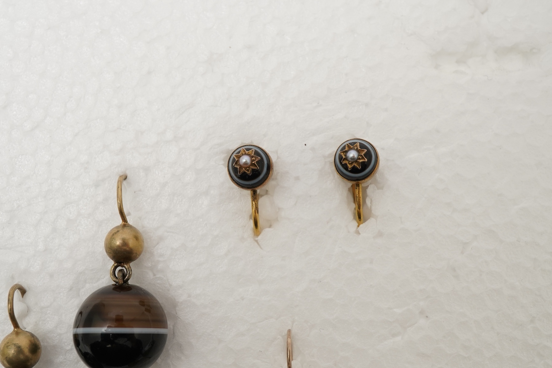 Three pairs of agate earrings, late 19th century